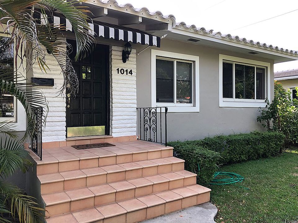 1st image of 1014 Pizarro St