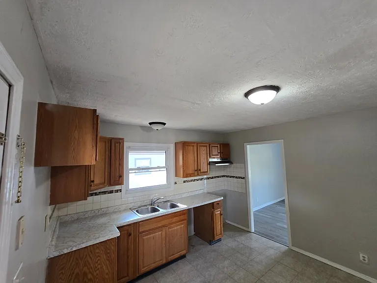 7431 Sabre Ave — Photo 8