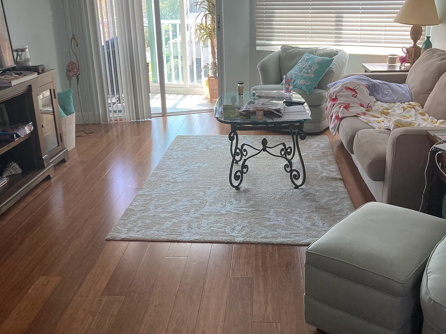 2 bed, 975 sqft, $6,500 — Photo 4