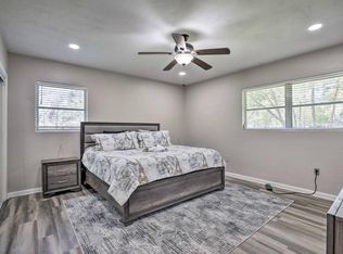 735 NW 36th St, Gainesville, FL 32607