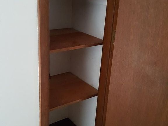 4th image of 2101 9th St APT 4