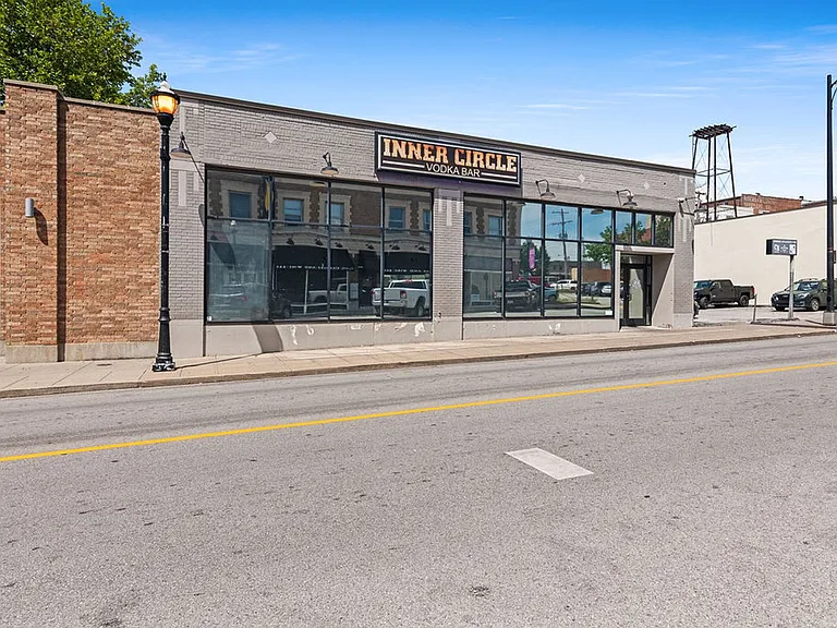 Brand new apartments in downtown Springfield! — Photo 44
