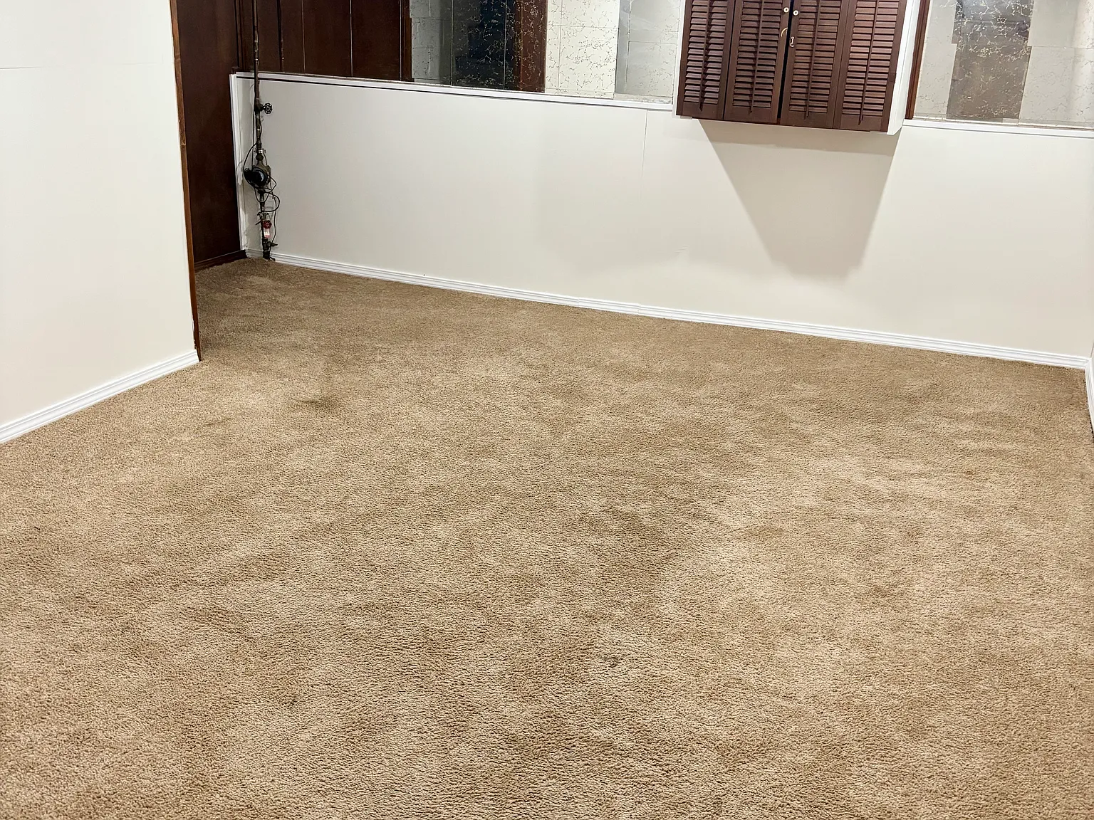 2 bed, 950 sqft, $1,300 — Photo 4