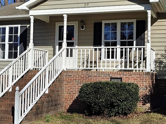 2nd image of 39 Coopers Corner Ln