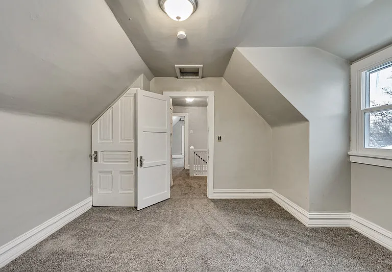 3162 S Adams Ave #NORTH — Photo 8