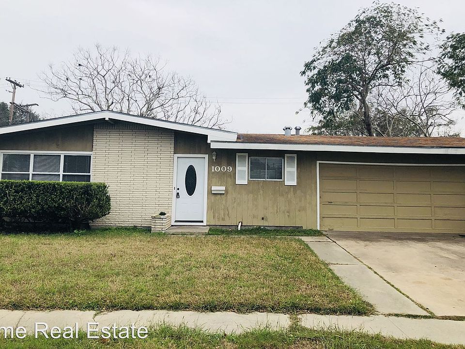 1st image of 1009 Dolphin Pl