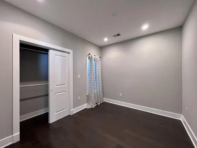 340 Adams St NE #302 — Photo 8