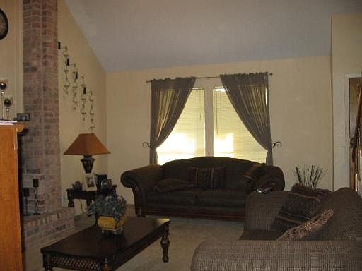 4th image of 5301 GARY COOPER DR