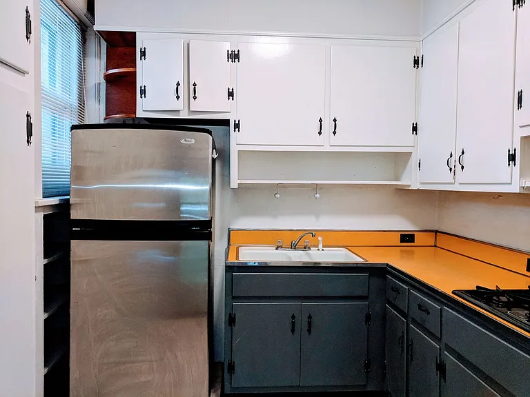 2708 Hanover Ave.* — Photo 34