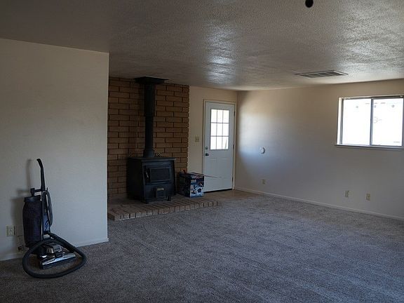 4th image of 1450 S Riverview Dr