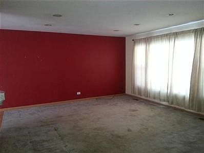 4th image of 1468 Yorkshire Dr