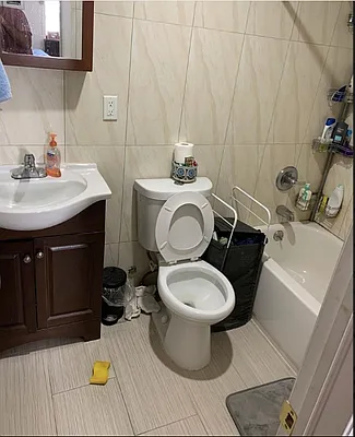 Rented by Gotham City Realty Group | media 13