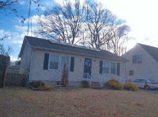 217 Mazarin St, Springfield, MA 01151