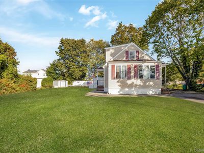 1558 9th Street, West Babylon, NY, 11704