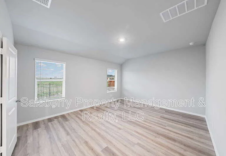 316 Smith Rd — Photo 8
