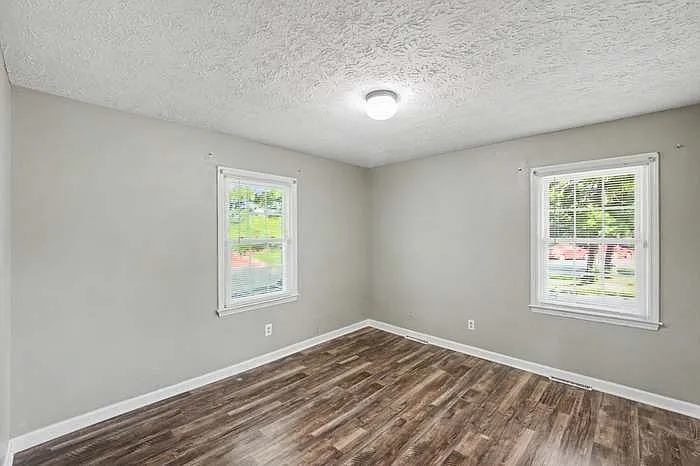 377 Redding Rd #B — Photo 13