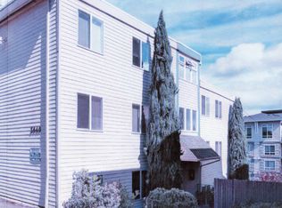 3040 Sw Avalon Way, Seattle, WA 98126