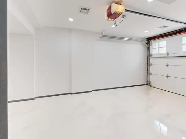 453 2nd Avenue image 13 of 26