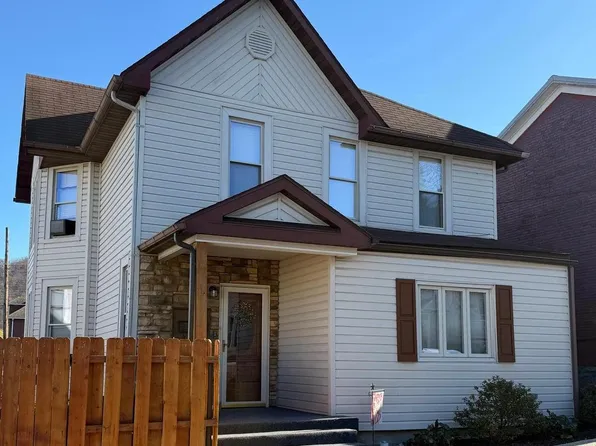 81 James St, Keyser, WV 26726
