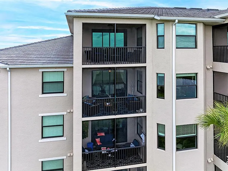 17902 Gawthrop Dr #307 — Photo 38