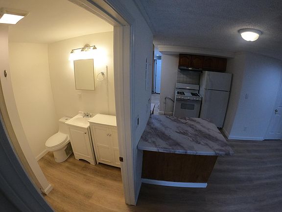 5th image of 91 Dean Ave #1