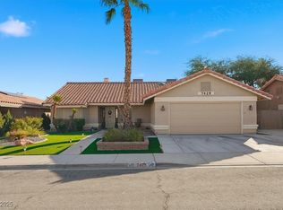 7429 Radville Dr, Las Vegas, NV 89129