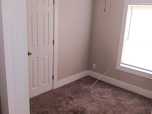 4th image of 510 Mistle Rd