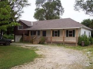 11851 Island Rd, Grafton, OH 44044