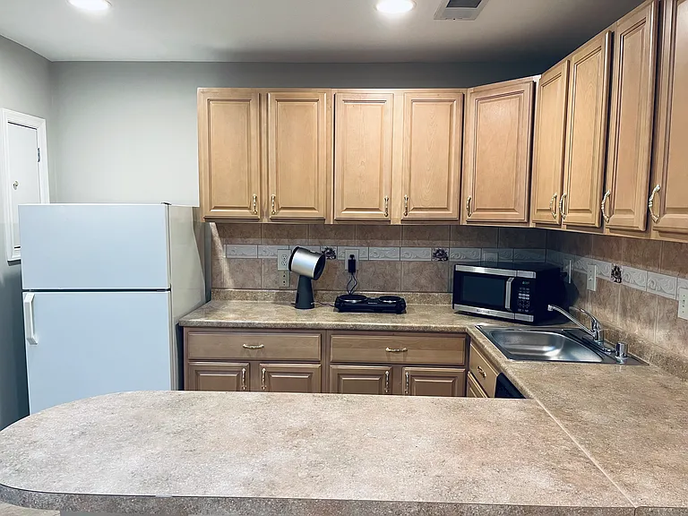 9625 Lindenbrook St — Photo 11