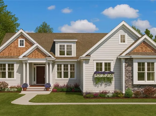 95-4 N Woods Trl, South Kingstown, RI 02879