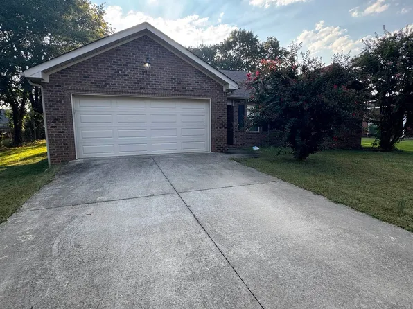 1607 Fords Way, Muscle Shoals, AL 35661