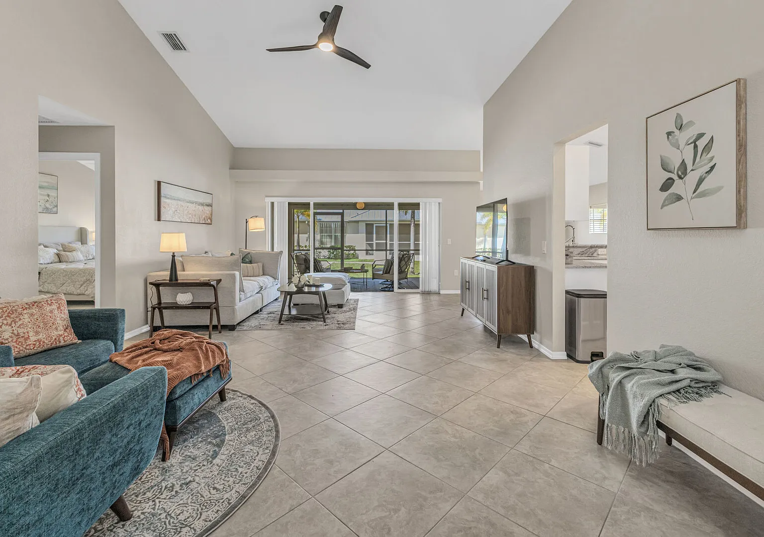 Beautiful Villa - 3 bed/2 bath - 2 car garage in Punta Gorda Isles, FL — Photo 4