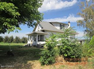 741 Nelson Rd, Granger, WA 98932