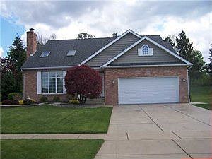 1st image of 5581 Country Club Ln