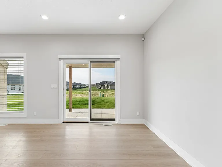 Vistancia Townhomes — Photo 12