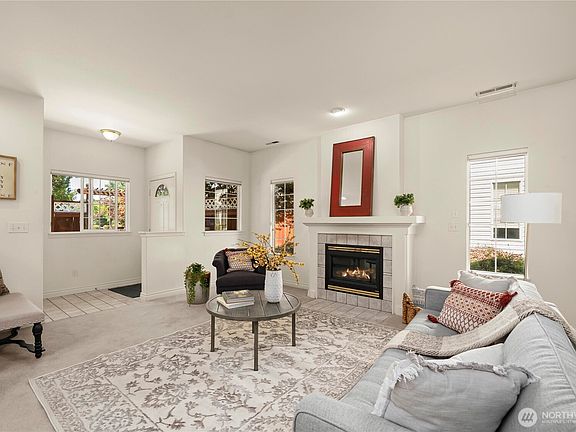 5th image of 2807 Wilton Lane E