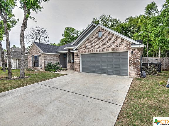 2nd image of 2917 Pistoia Dr