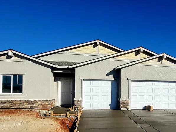 5525 Feathers Ave, Redding, CA 96002