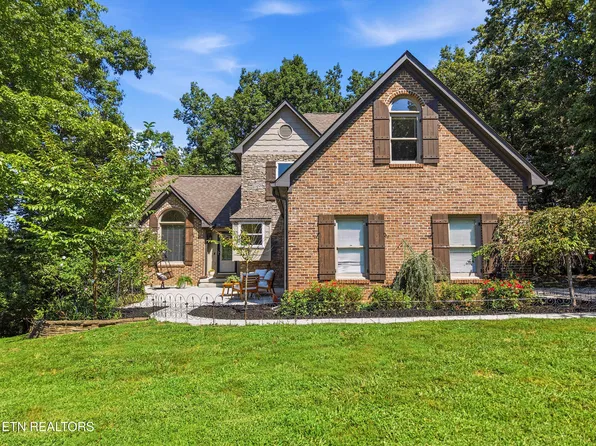 2018 Duck Cove Dr, Knoxville, TN 37922