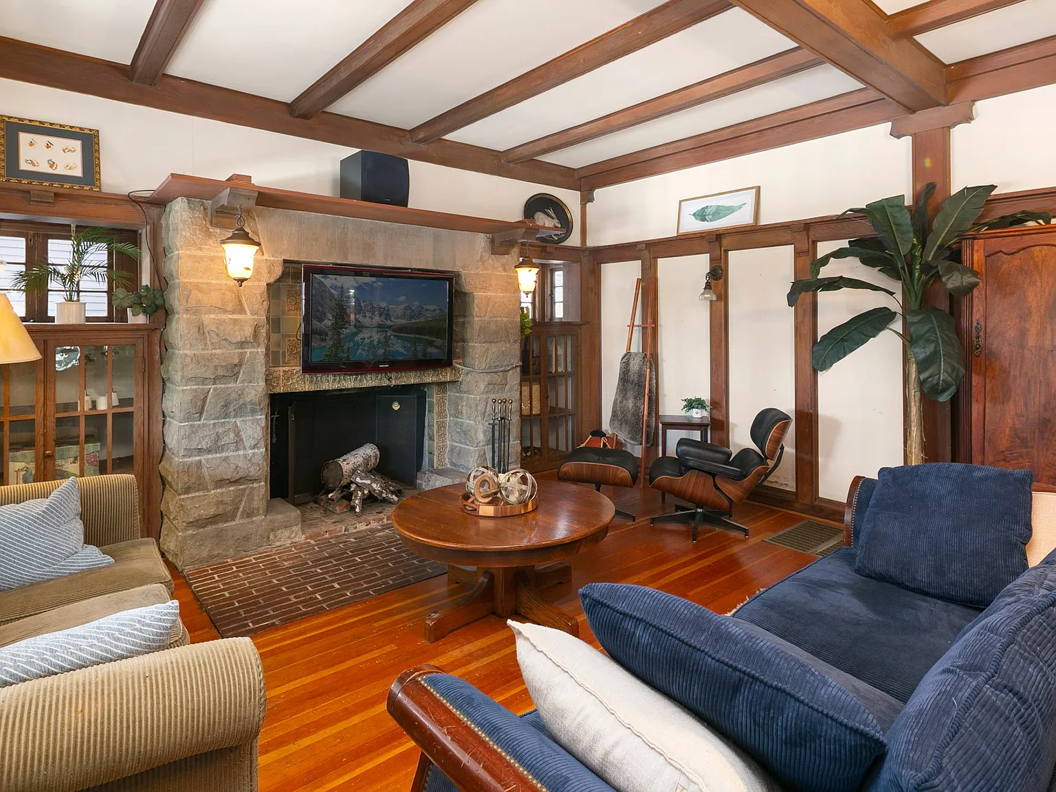 2 bed, 2000 sqft, $3,800 — Photo 3