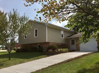1433 Chadwick Dr, Normal, IL 61761