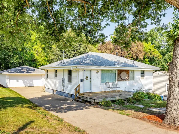 1950 SW 1st St, Des Moines, IA 50315