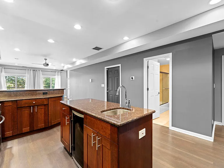 1523 N Ashland Ave #3 — Photo 5