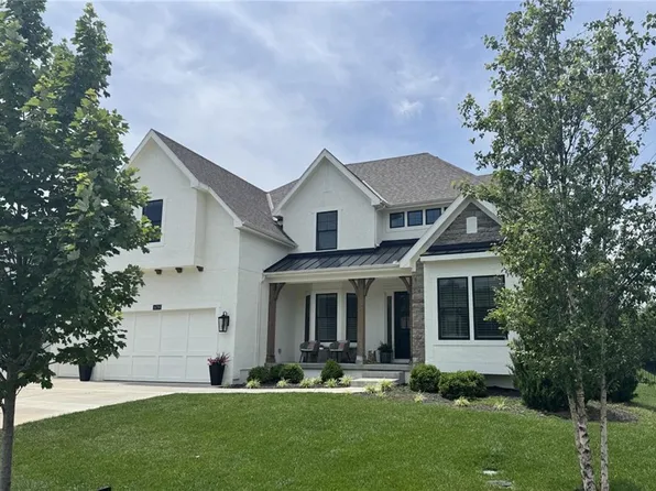 14798 S Parkhill St, Olathe, KS 66061