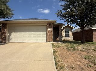 6914 95th St, Lubbock, TX 79424