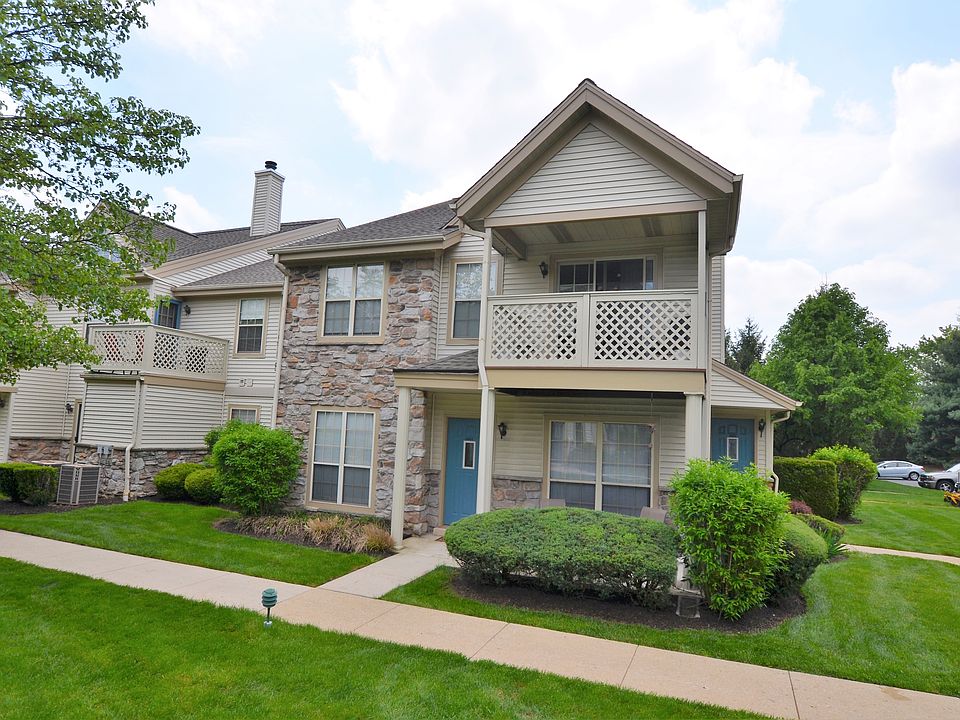 End Unit Condo!