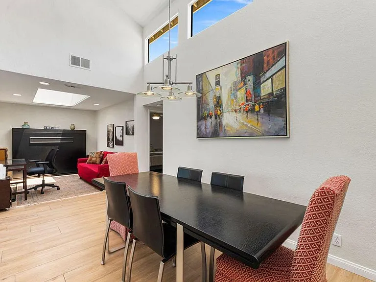 235 Santa Barbara Cir — Photo 22