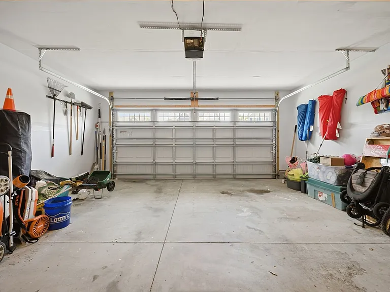 1741 Watershed Ct — Photo 37