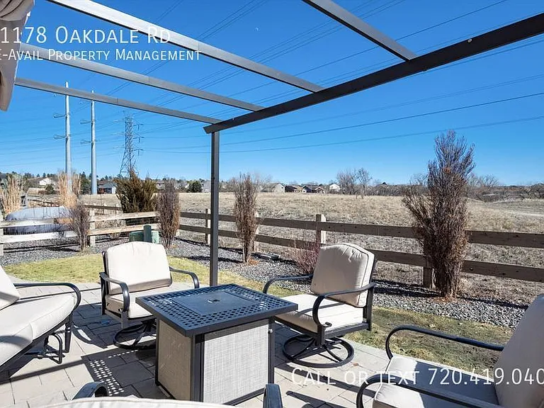 11178 Oakdale Rd — Photo 4