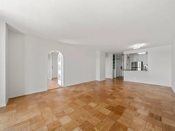 7855 Blvd East image 8 of 22